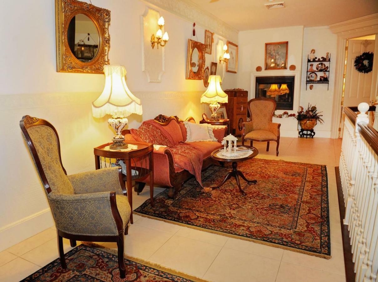 A Walk In The Woods Bed And Breakfast Southold Esterno foto